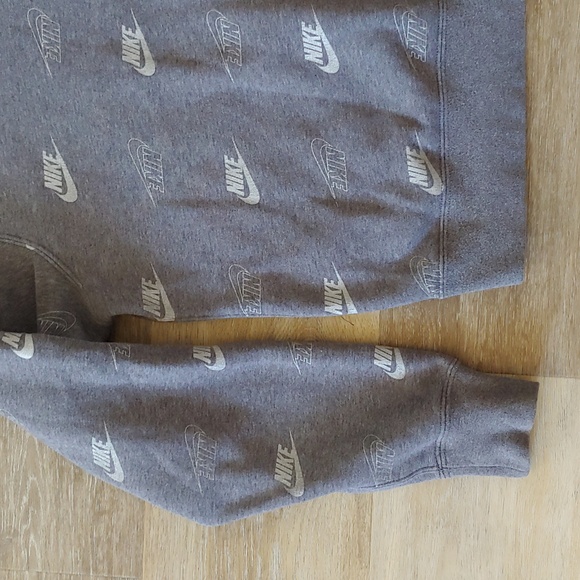 Nike Sportswear Women's Glam Dunk Fleece Crew Sweatshirt Grey BV4994-071 Size M - Picture 3 of 7